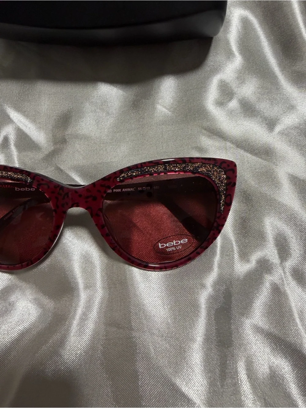 Bebe Womens Rhinestone Cat Eye Sunglasses Pink Leopard Animal Print Y2K And Case